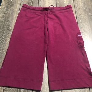 lululemon athletica Capri Pants Women's Size 8